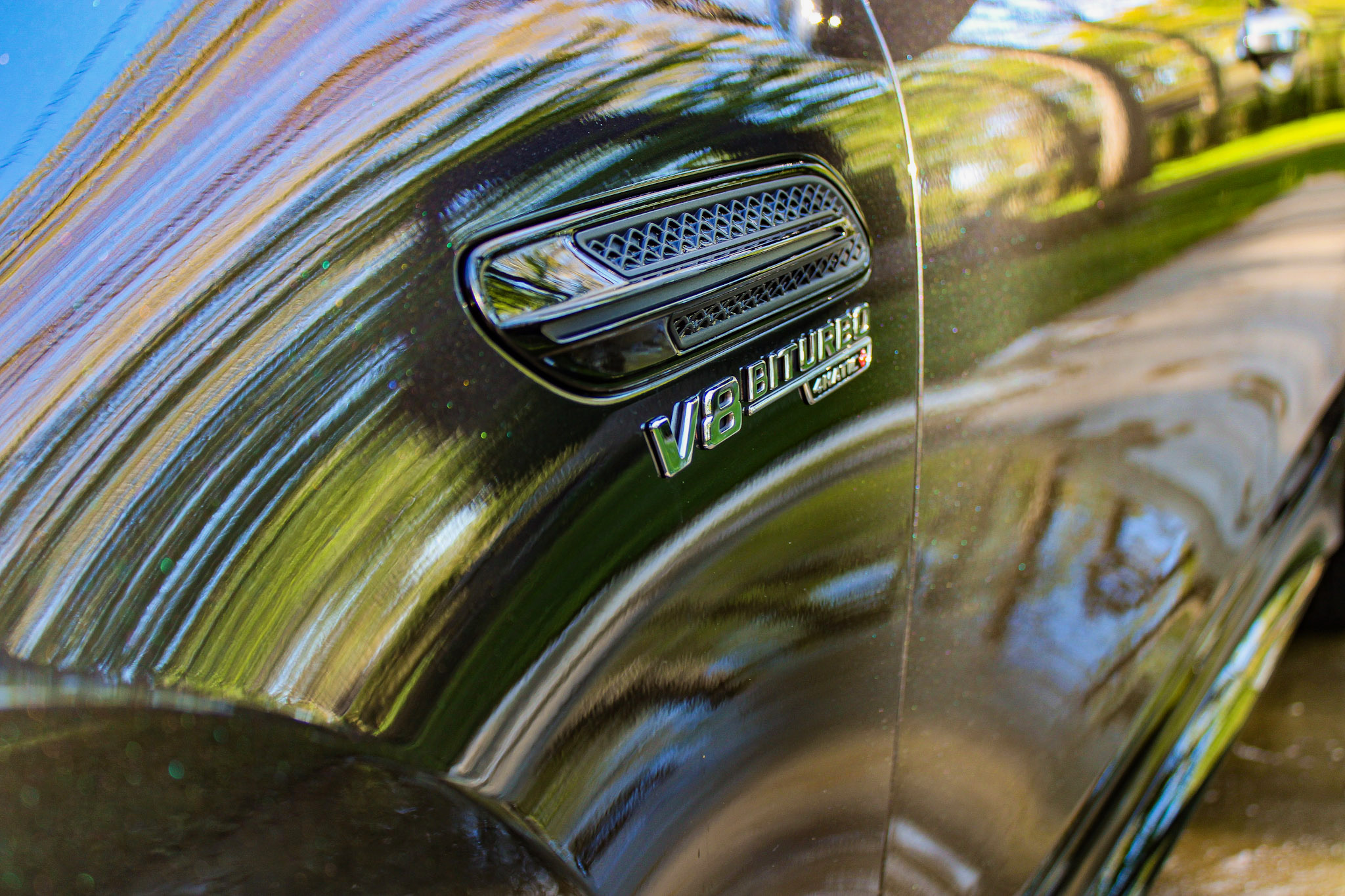 Mercedes-AMG GT - V8 Biturbo fender badge close-up